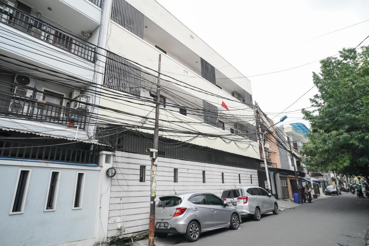 Koolkost Near Universitas Binus Anggrek Jakarta Exteriör bild
